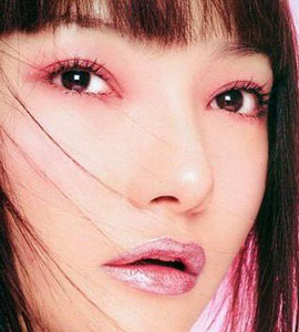 超級小(xiǎo)秘技!讓幹睫毛膏使用(yòng)到(dào)底