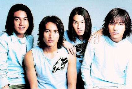 F4一天“吸”走1億台币比人(rén)氣言承旭最旺(圖)